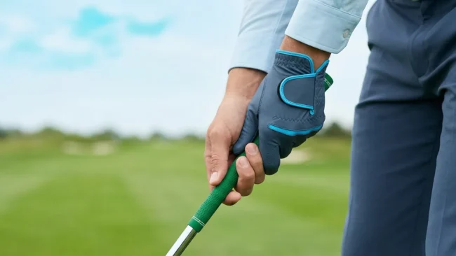 the-hidden-power-elevate-your-game-with-proper-golf-grips-blog